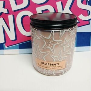 Bath and Body Works Island Papaya Single Wick Candle